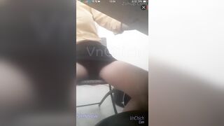 Quay lén E nhân viên TGDD thả rông khi phục vụ khách hàng siêu nứng