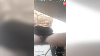 Quay lén E nhân viên TGDD thả rông khi phục vụ khách hàng siêu nứng