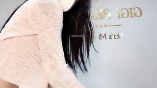 2 em gái xinh như thiên thần thủ dâm cho nhau quá sướng phần 2