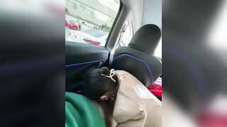 Đi taxi mà quên không mang tiền nên phải bú cu