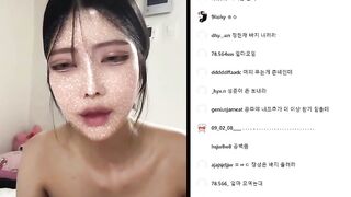 Bảo Trang 2k6 Body Chuẩn Ngực To Như 2 Trái Bưởi