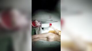Quay lén em họ tắm dáng đẹp vú to