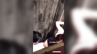 Quay lén đồng nghiệp lén lút địt nhau trong nhà vệ sinh