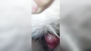 Con chó thì bé mà vợ thì to bắn vợ đè lên cho r cho chó xuất tinh vào lồn
