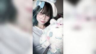 AI Lột đồ Mèo Simmy ( Link free dưới mô tả )