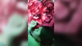 vừa địt vừa e quay dỗi ko cho quay chảy nước mắt rồi mà vẫn quay vẫn địt