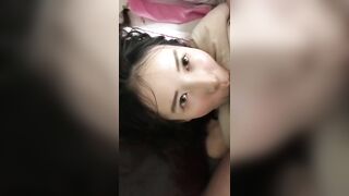 Nhét con cu 17 cm vào mồm bà chị say sỉn bú cu xong còn khẩu dâm