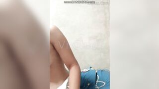 Giả gái chát sex vs bé học sinh đang nứng thì mẹ gọi đi chợ