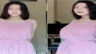 Việt Thúy Thanh với quả mông chất lượng doggy cứ gọi là Phê lòi