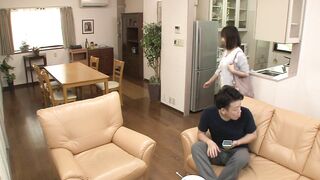 Phim sex em gái quyến rủ cậu em họ hiền lành