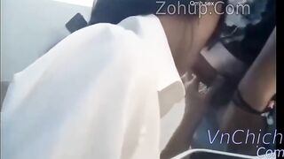 Full clip địt nhau trong lớp học, M bú cu t đi, nhưng t sợ mấy thg kia nhìn thấy lắm