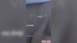 Bé Trúc Linh2ka8 đang nhảy khiêu dâm cho thg bồ xem thì bị mẹ gank phát hiện