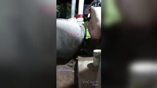 Qua nhà rủ MBBG đi chs thì phát hiện tắm ko khoá cửa nên Hiếp dâm luôn