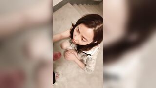 Đưa bạn thân về được nó bú cu