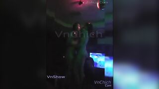 Được thg cốt rủ karaoke, Nhưng mà là Động Dâm đang Bay thì CA vào
