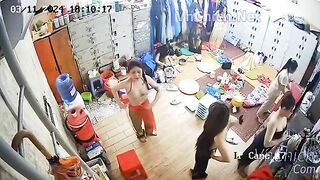 Hack camera phòng ngủ của mấy e nv karaoke, Thủ dâm tập thể luôn