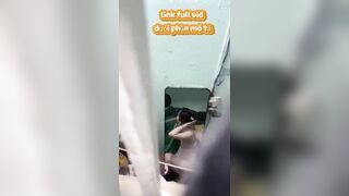 siêu phẩm quay lén chị hàng xóm dăm đãng chuyên gạ mấy anh giao hàng ủi nhau 😱