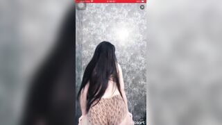 Tiktoker Linh Trắng Thân Hình Chubby Với Cặp Mông Căng Đét