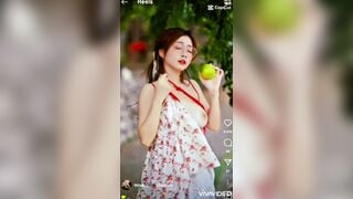 Tiktoker Lạnh lùng nhất tiktok khoe vếu giữa hồ💋