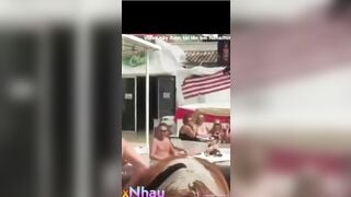 e gái xinh chs cưỡi bò bị tuột sịp nhún đỏ hết lồn