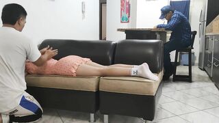 (Venezuela Sex) Tôi thích việc bạn của chồng xoa bóp cho tôi, Khiến tôi kích thích