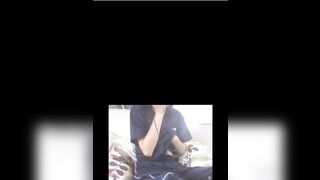 Nữ sinh ngại ngùng khi phải show tất cả cho thầy giáo qua video call