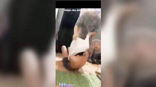 Đánh ghen lột đồ e học sinh vú khủng kích thích vãi