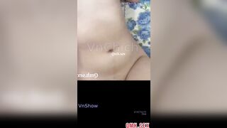 Thanh niên số hưởng, Chăn 3 con bạn cùng lớp xuất trong tập thể