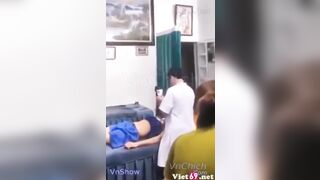MBBG đi wax lông gặp bác sĩ biến thái lén bóp với sờ lồn hỏi sướng không