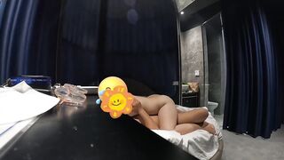 một chấm 933