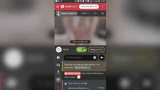 Em gái livetream show vú