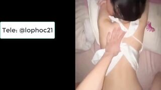 Clip sex em gái vụng trộm với chồng bạn thân