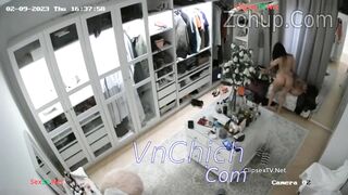Vợ lén đưa Hồng hài nhi về địt nhau bị chồng checkcam đánh ghen tại chỗ