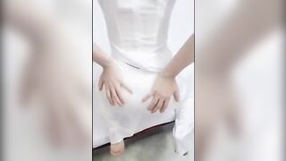 Clip sex em học sinh cấp 3 ngứa ngáy uốn éo