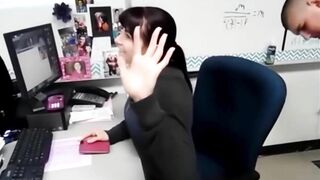 Giáo viên Mỹ đứng tuổi vú khủng lộ clip