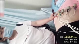 Full clip dài bác sĩ biến thái quay lén ngực mấy em gái đo điện tim