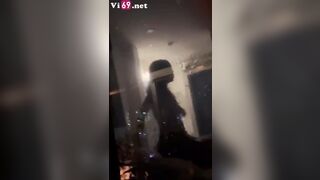 Biểu cảm cực dâm của em gái với cặp vú siêu phẩm