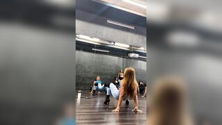 Chị Gái Việt Kiều Body Sexy P2
