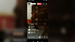 Em Lê Thị Huyền Diệu livetream móc lồn chảy nước với bạn trai trên Instagram P6