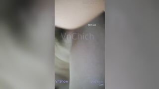 Chát sex gạ được bé lồn non tơ lông rậm vào wc thủ bị mẹ phát hiện