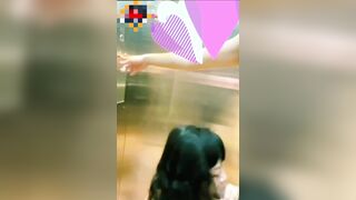 Cặp đôi nứng nện ngay cầu thang
