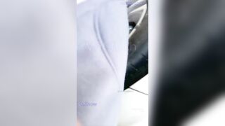 MMlive gachich (Eria2004) nứng lồn vừa lái ô tô vừa livestream show lồn xong còn gạ c