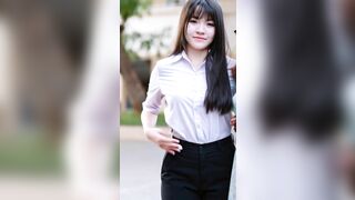 Đi học mà nứng với máy con hàng múp này