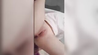 Nứng quá nên thẩm du