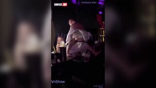 Karaoke tay vịn, E gái phê đá bị a trai xe quần địt như máy khâu