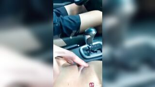Đg đi xe mà e banh lồn cho a móc bắn nước hết hết vô lăng
