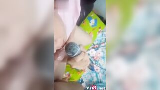 Hát karaoke cũng ko yên, vừa hát vừa bị thg a ép bú cu