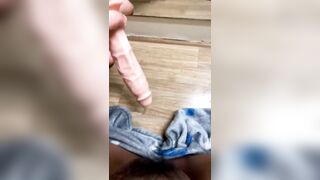 E gái thủ dâm đái ướt hết gương lồn ngon vl, đái nước tách tách