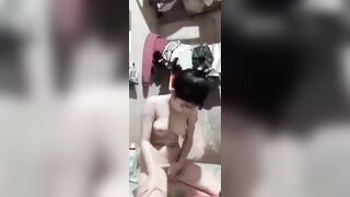 Em gái mới lớn 2