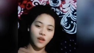 Nửa Đêm Con Nhỏ Em Hứng Lên Cho Tôi Xem Màn Show Vếu Của Nó Phần 5